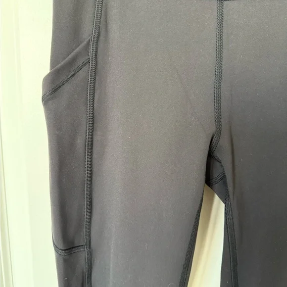 Lululemon Invigorate High-Rise Tight 25" - Picture 9 of 12